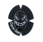 Schwarz farbig ovaler Titan Knieschleifer mit einem weißen Venom Gesicht. Das Klettpad besteht aus Wildleder mit einem DymoStar Schriftzug in weiß.